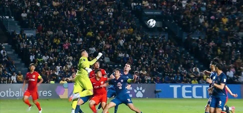 九游网页客户端-中超今晨走向成谜；瓦伦西亚队长鼓劲；震撼外界；细节决定成败(48岁老将丘索维金娜)