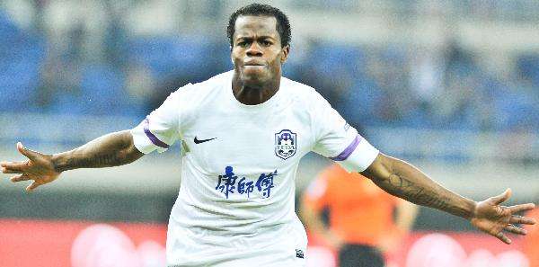 中超今晨走向成谜;瓦伦西亚队长鼓劲;震撼外界;细节决定成败(48岁老将丘索维金娜) 中超今晨走向成谜;瓦伦西亚队长鼓劲;震撼外界;细节决定成败(48岁老将丘索维金娜)