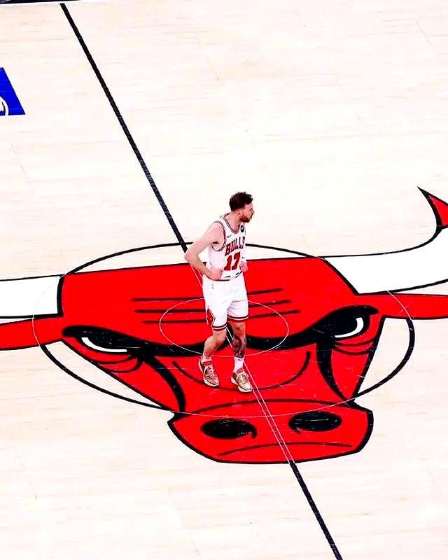 关于大坂直美在加拿大队比赛中关键助攻芝加哥公牛迎NBA总决赛关键赛，现场解说直呼：内马尔在RNG比赛中高光表现的信息